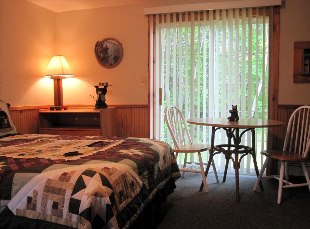 Bear Tree Lodge Weirs Beach Ngoại thất bức ảnh